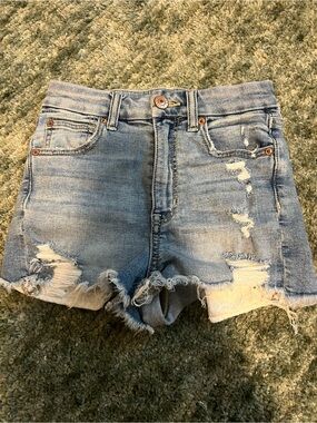 American Eagle Outfitters Light Blue Distressed Denim Shorts Size 00